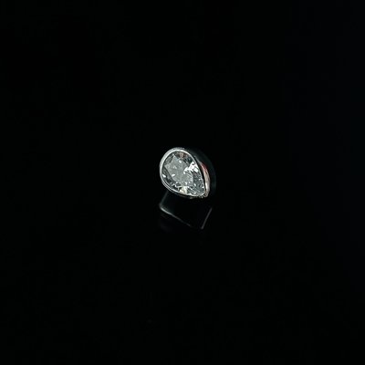 Титанова накрутка на лабрет капля з цирконієм  фото